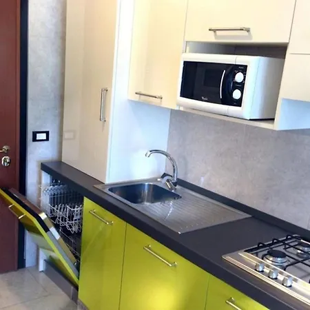 Daire Cozy With Terrace In